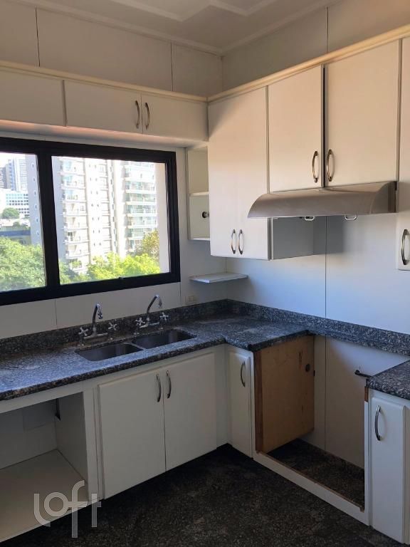 Apartamento à venda com 4 quartos, 320m² - Foto 9