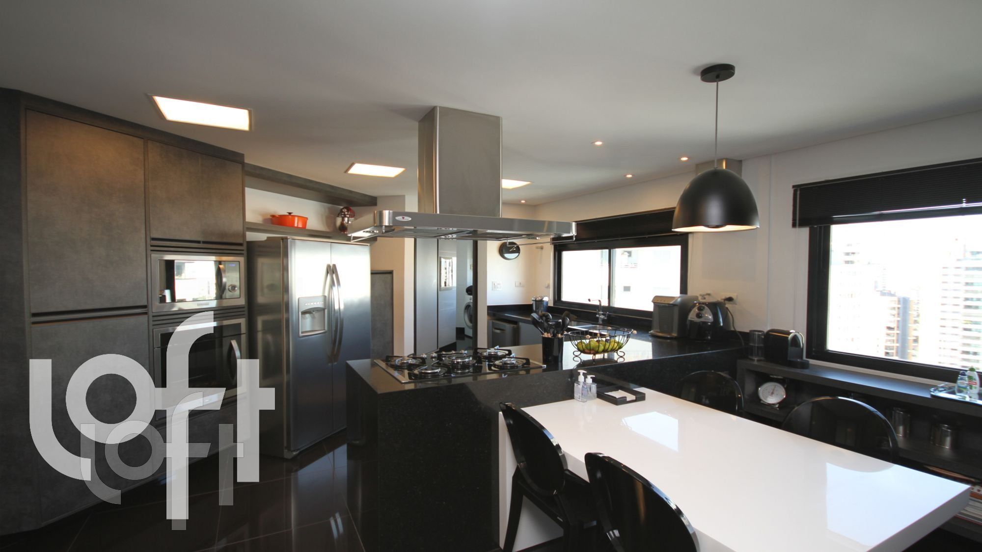 Apartamento à venda com 3 quartos, 200m² - Foto 30