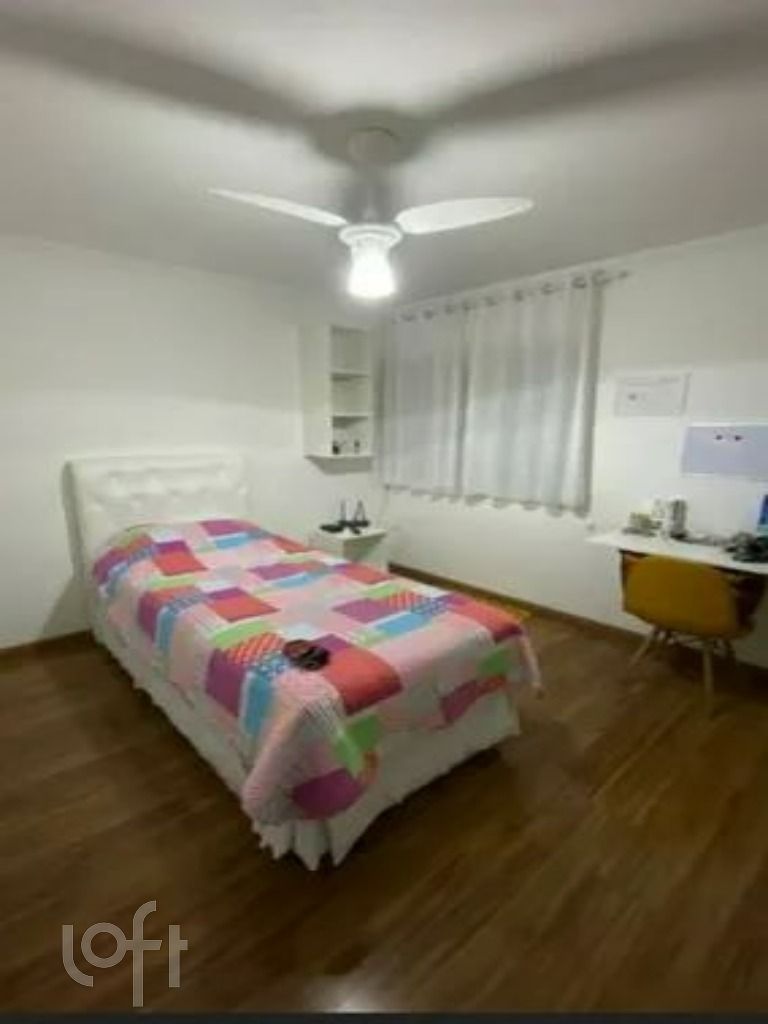 Casa à venda com 4 quartos, 155m² - Foto 18