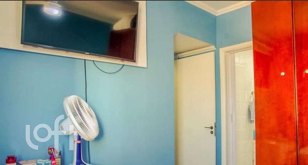 Apartamento à venda com 2 quartos, 62m² - Foto 2