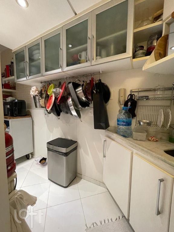 Apartamento à venda com 1 quarto, 62m² - Foto 14