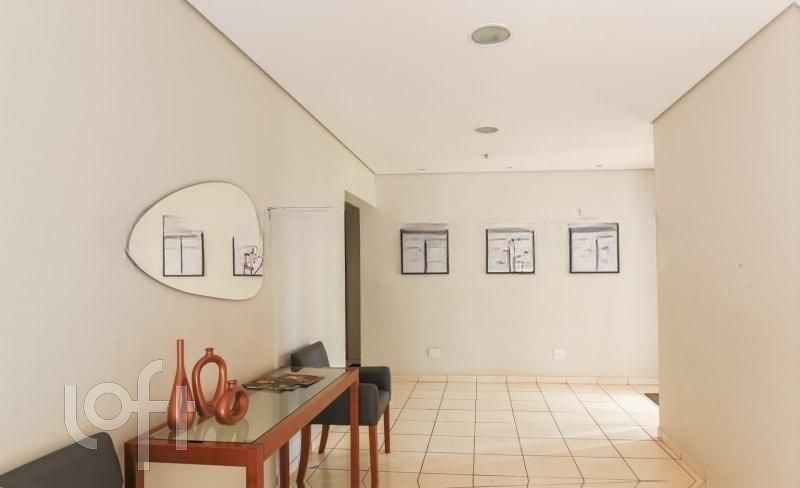 Apartamento à venda com 2 quartos, 72m² - Foto 26