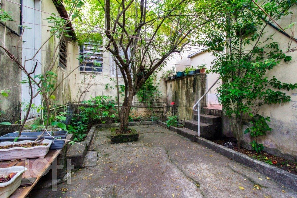 Casa, 5 quartos, 291 m² - Foto 2