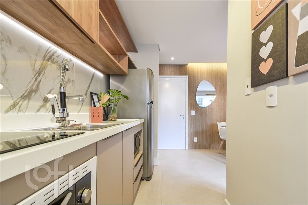 Apartamento à venda com 1 quarto, 42m² - Foto 21