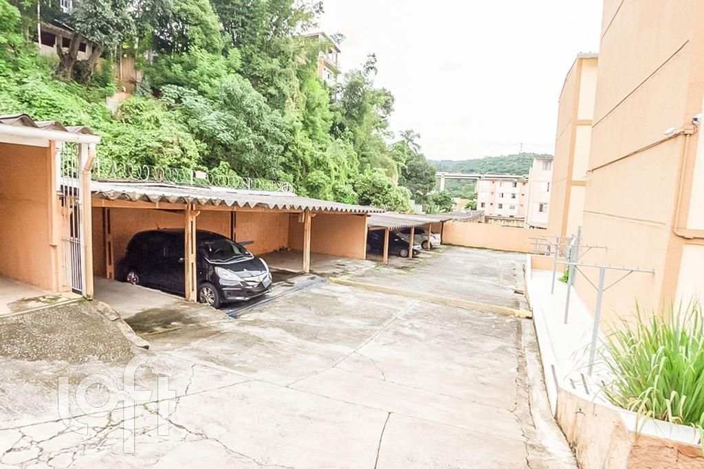 Apartamento à venda com 2 quartos, 43m² - Foto 21