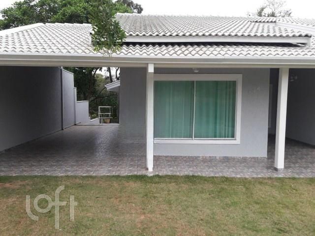 Casa à venda com 3 quartos, 340m² - Foto 4