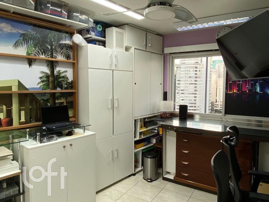 Apartamento à venda com 2 quartos, 69m² - Foto 2
