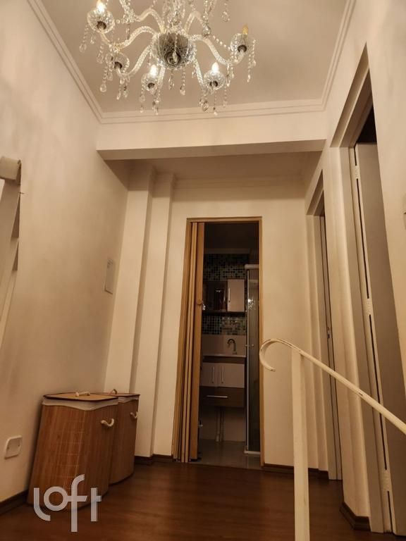 Apartamento à venda com 2 quartos, 62m² - Foto 13