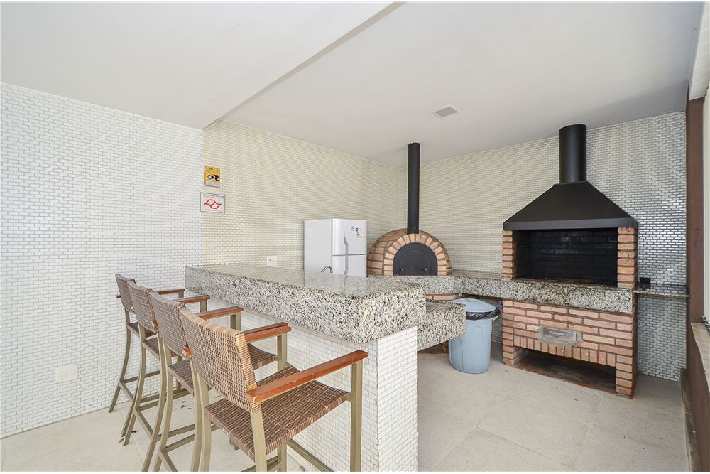 Apartamento à venda com 2 quartos, 55m² - Foto 31