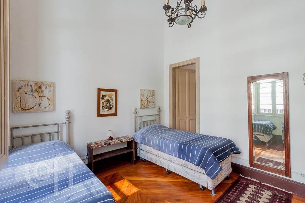 Casa à venda com 4 quartos, 216m² - Foto 7