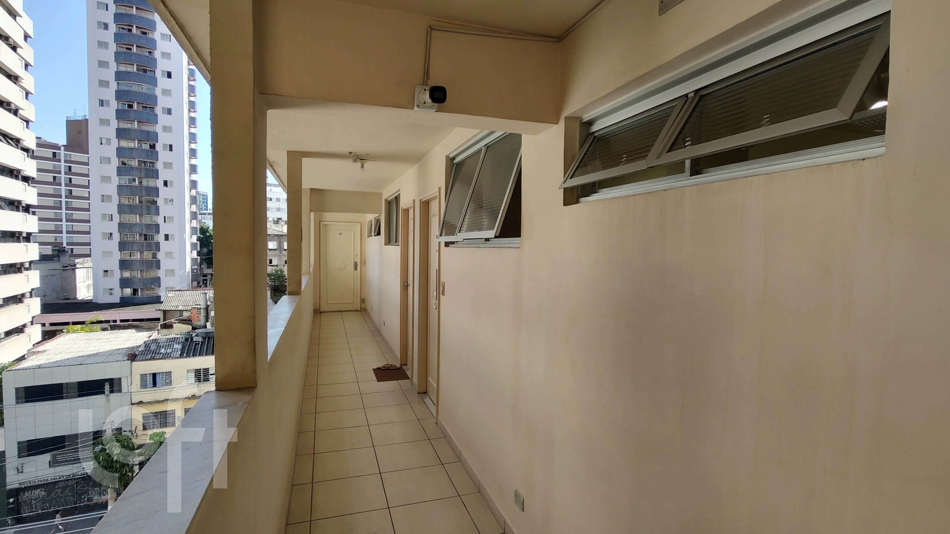 Apartamento à venda com 1 quarto, 34m² - Foto 15