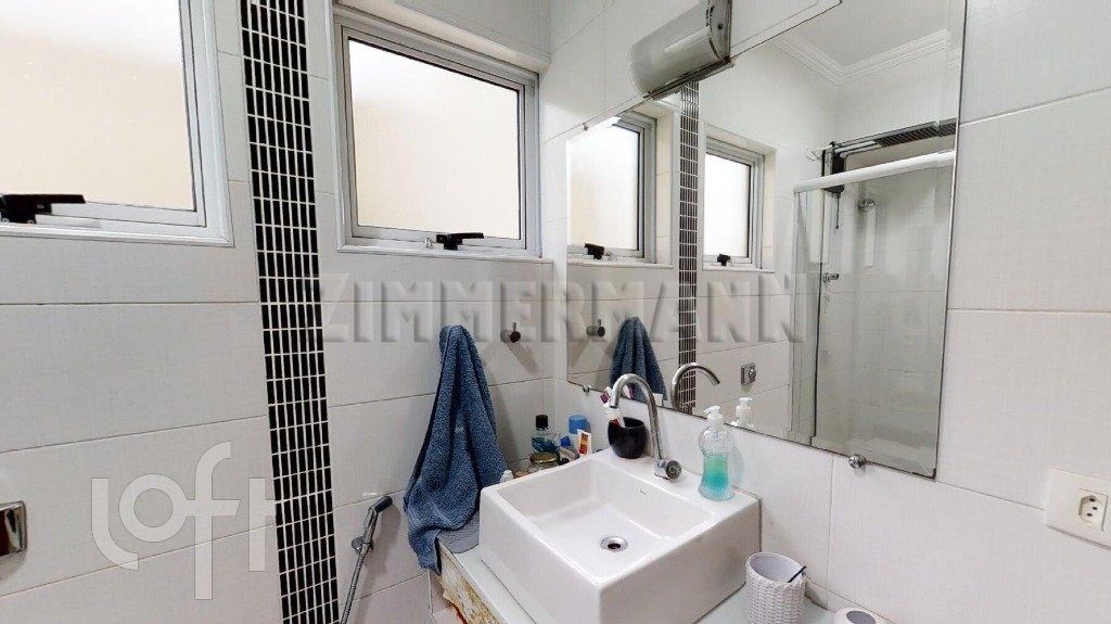 Apartamento à venda com 3 quartos, 166m² - Foto 21