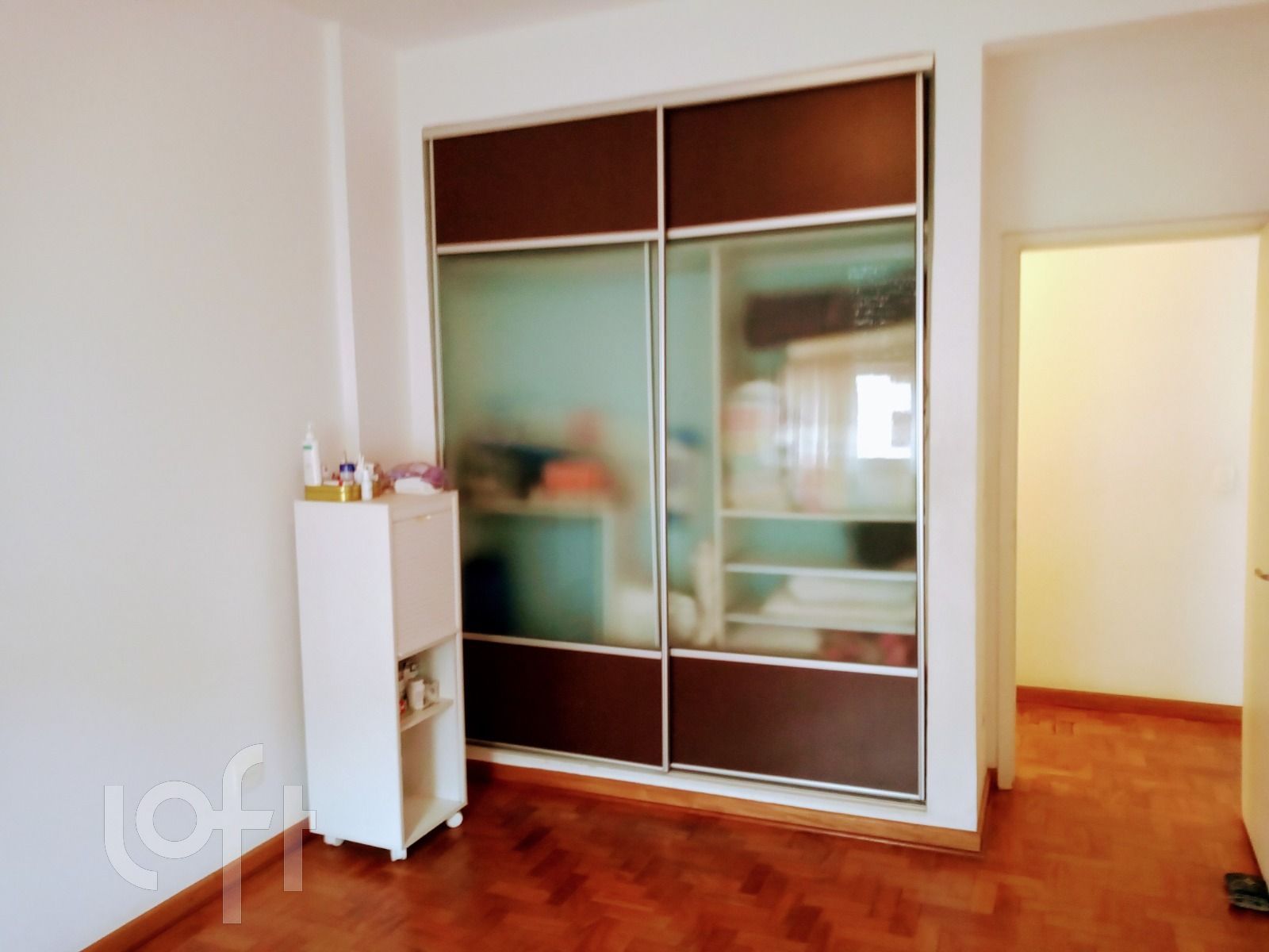 Apartamento à venda com 4 quartos, 182m² - Foto 5