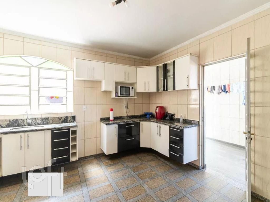 Casa à venda com 4 quartos, 200m² - Foto 19