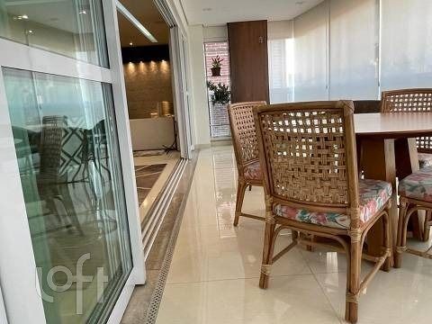 Apartamento à venda com 3 quartos, 180m² - Foto 8