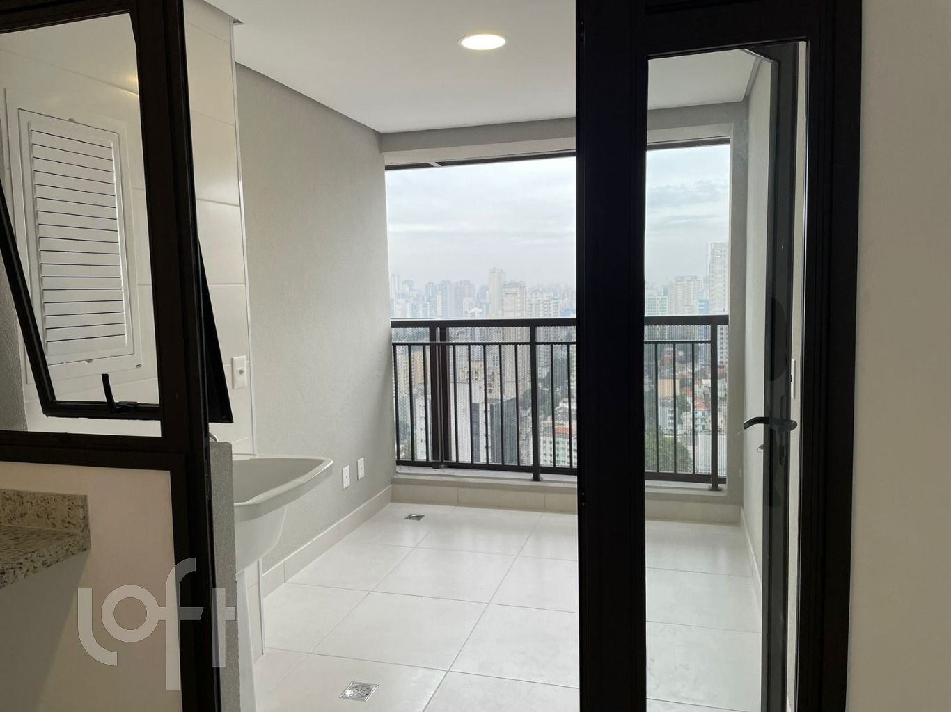 Apartamento à venda com 3 quartos, 158m² - Foto 8
