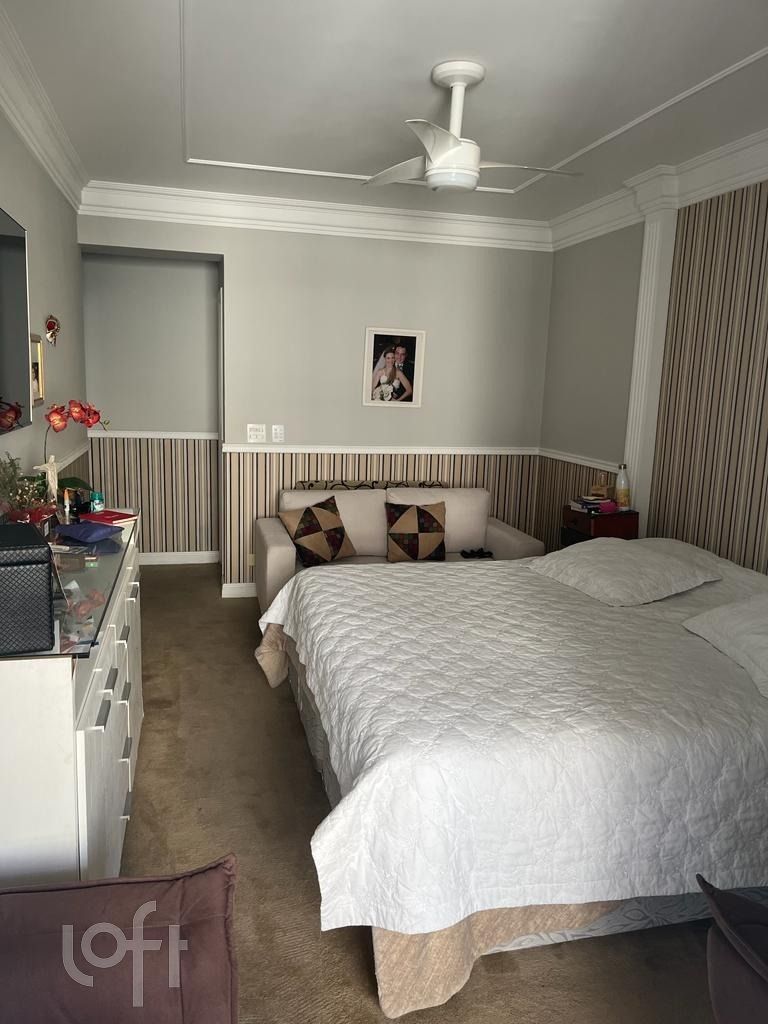 Apartamento à venda com 4 quartos, 247m² - Foto 11