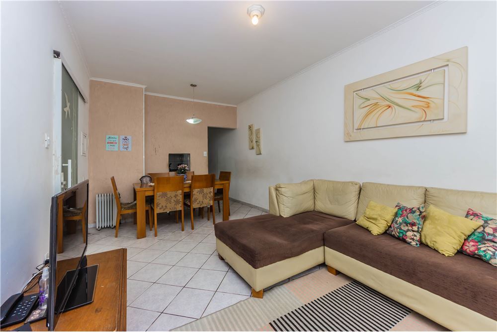 Casa à venda com 2 quartos, 80m² - Foto 1