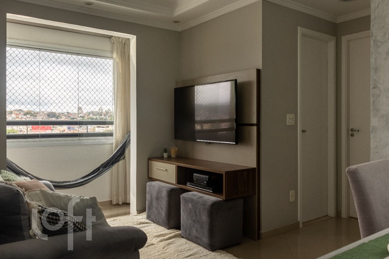 Apartamento à venda com 2 quartos, 48m² - Foto 2