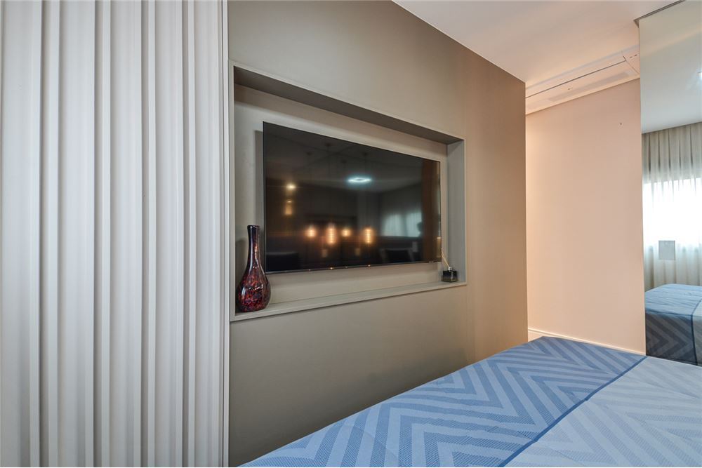 Apartamento à venda com 3 quartos, 131m² - Foto 11