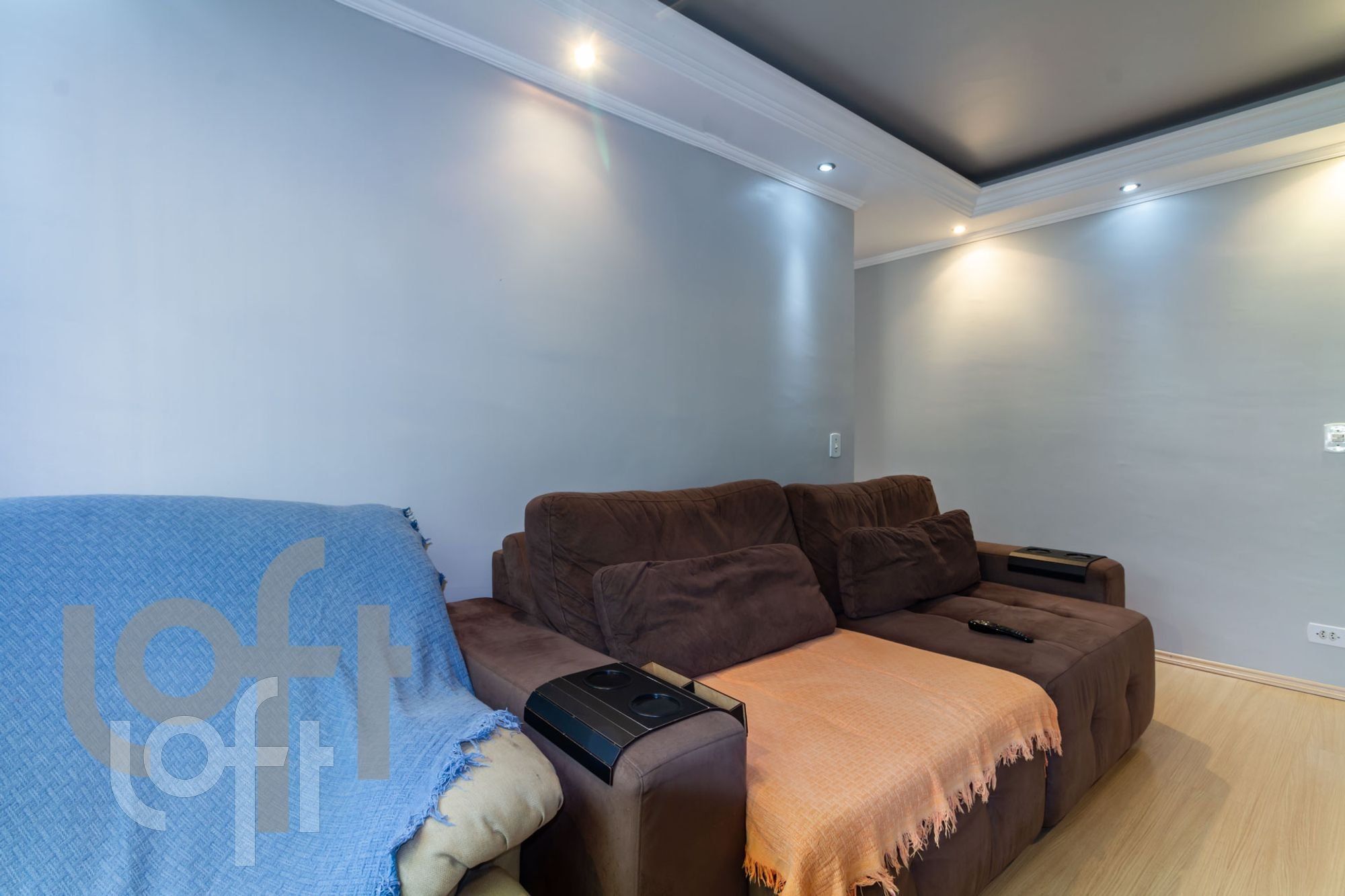 Apartamento à venda com 2 quartos, 60m² - Foto 32