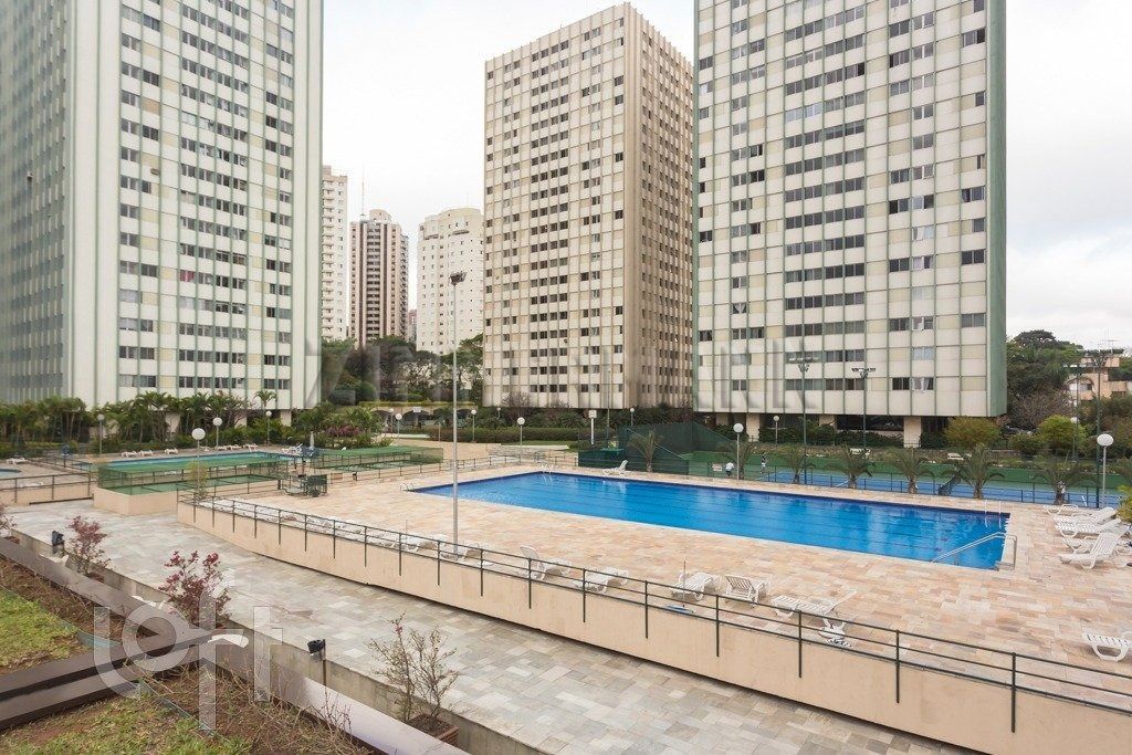 Apartamento à venda com 3 quartos, 165m² - Foto 20