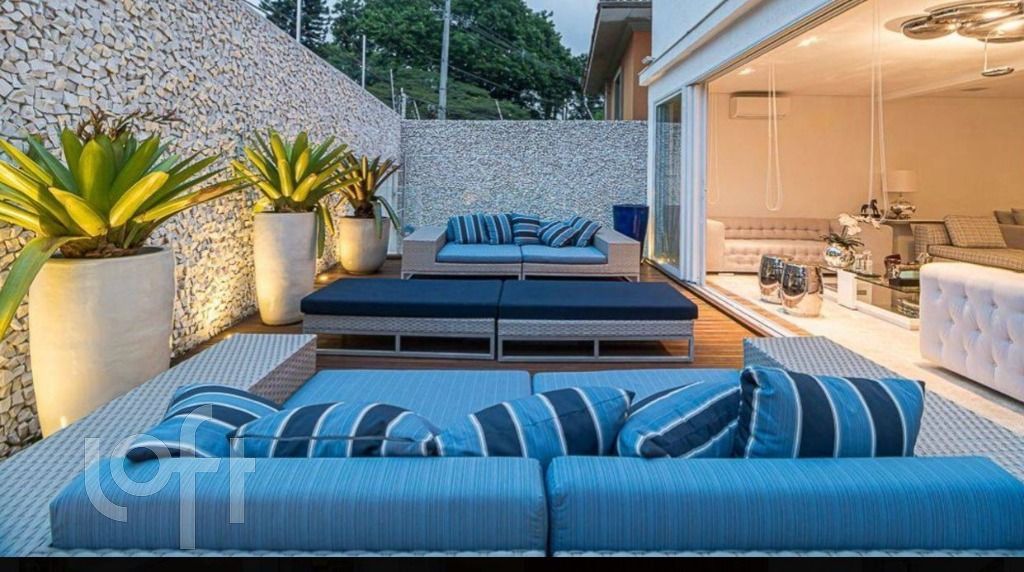 Casa à venda com 3 quartos, 450m² - Foto 3