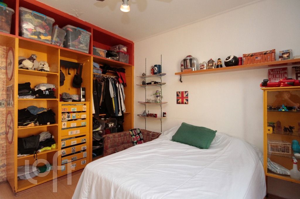 Casa, 4 quartos, 235 m² - Foto 37