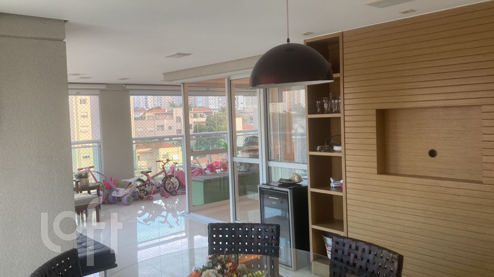 Apartamento à venda com 3 quartos, 213m² - Foto 11