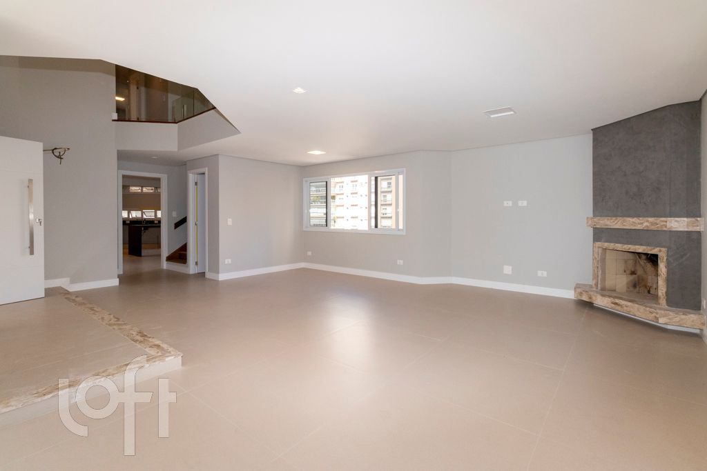 Apartamento à venda com 4 quartos, 230m² - Foto 2