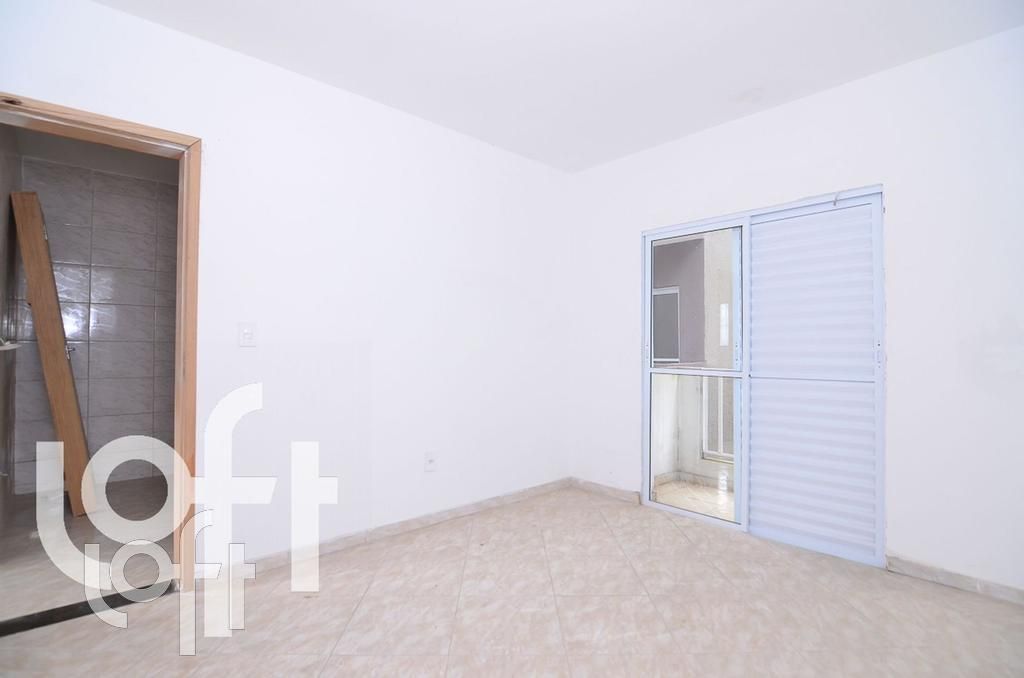 Apartamento à venda com 2 quartos, 47m² - Foto 4