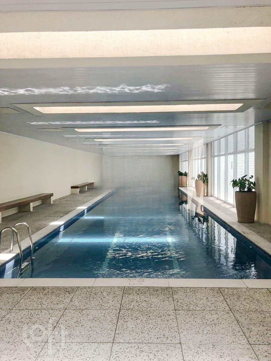 Apartamento à venda com 3 quartos, 180m² - Foto 21