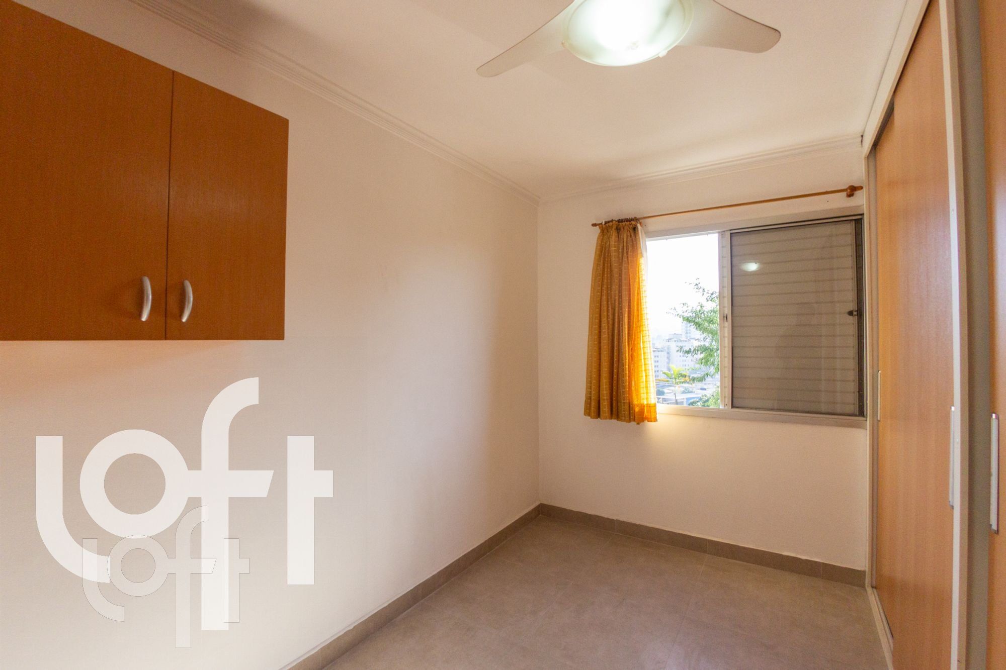 Apartamento à venda com 2 quartos, 71m² - Foto 2