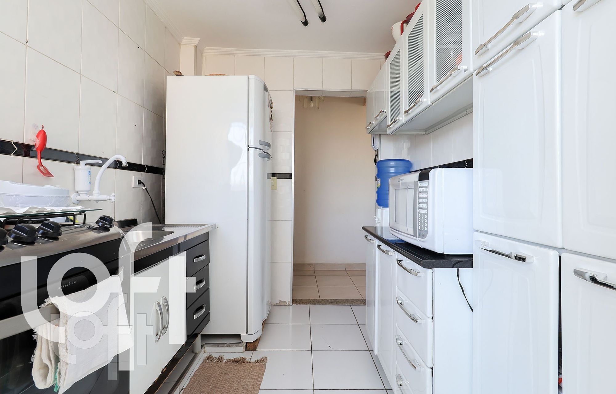 Apartamento à venda com 3 quartos, 110m² - Foto 2