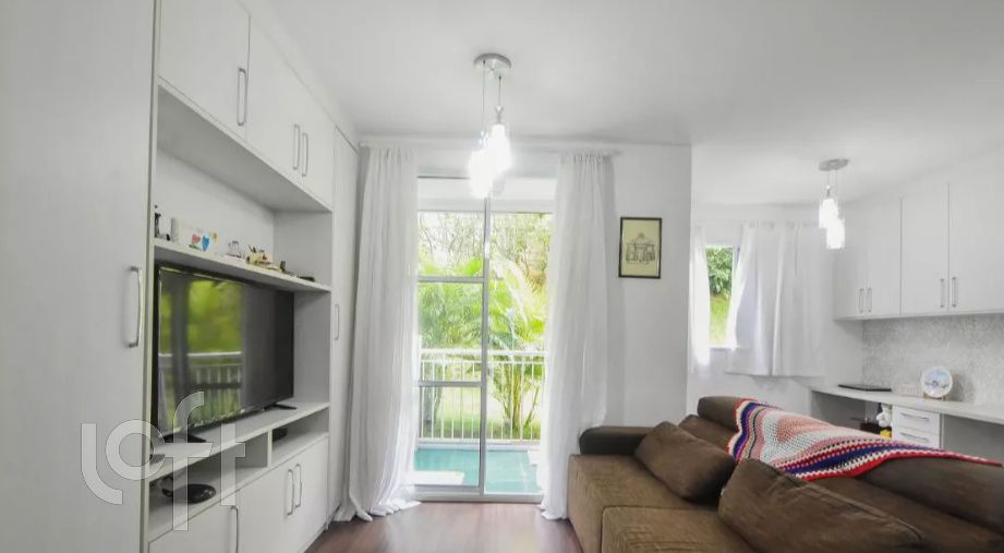 Apartamento à venda com 3 quartos, 69m² - Foto 7