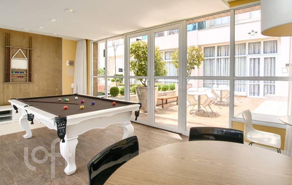 Apartamento à venda com 1 quarto, 42m² - Foto 4