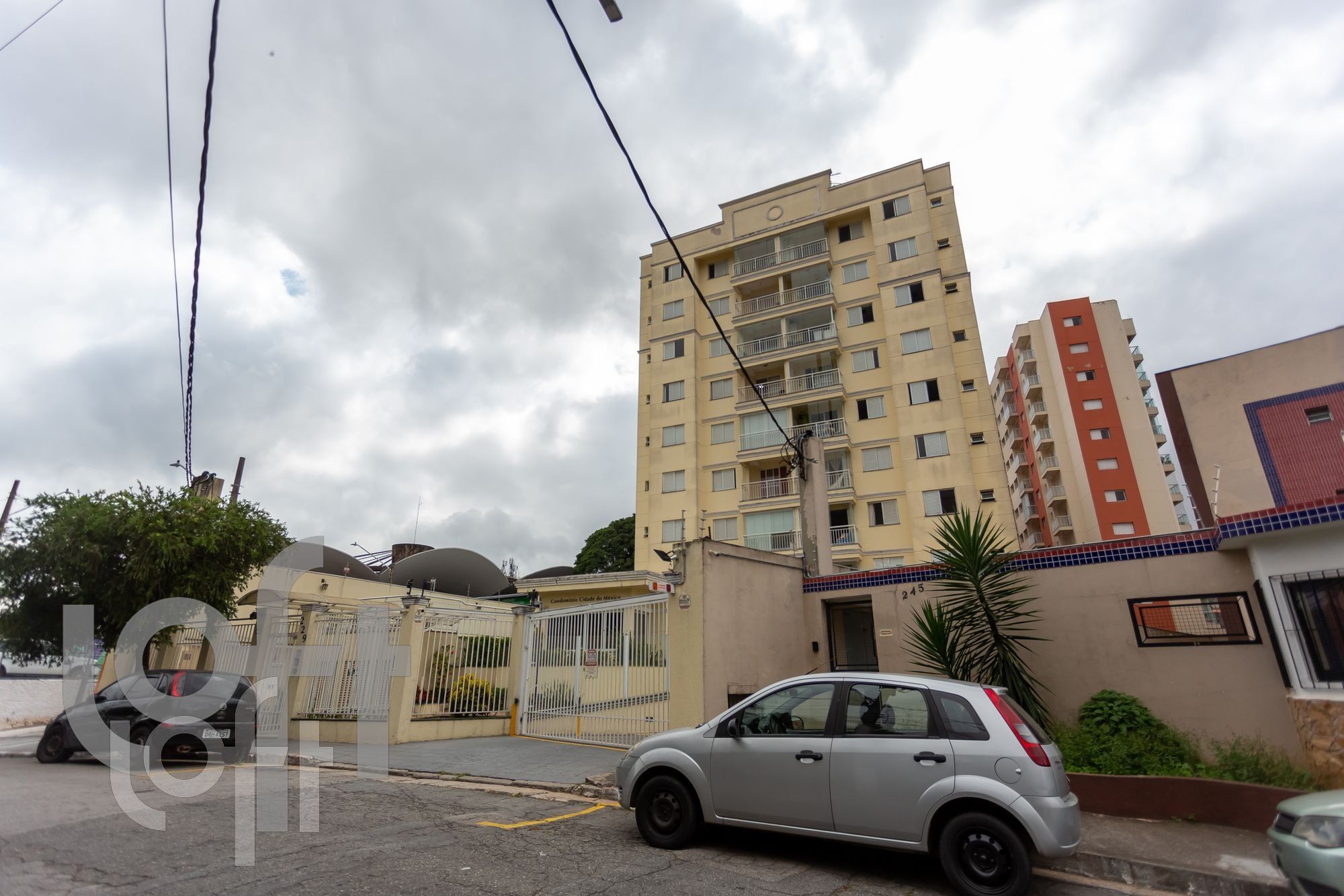 Apartamento à venda com 3 quartos, 68m² - Foto 3