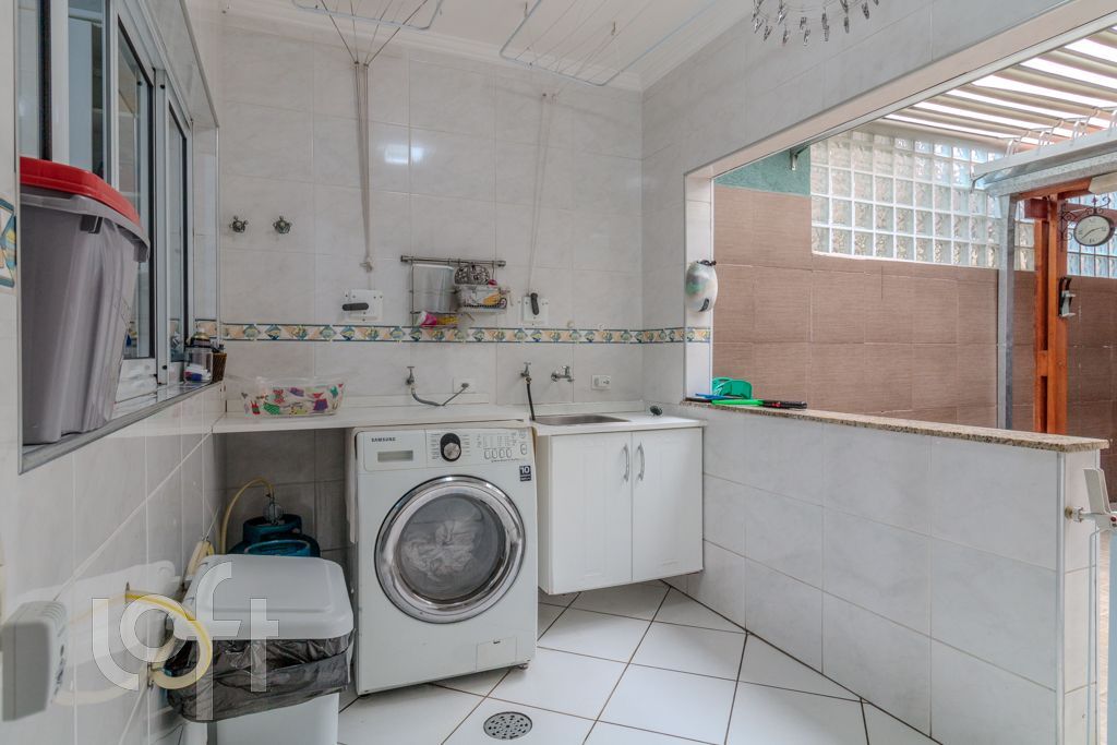 Casa à venda com 4 quartos, 219m² - Foto 47