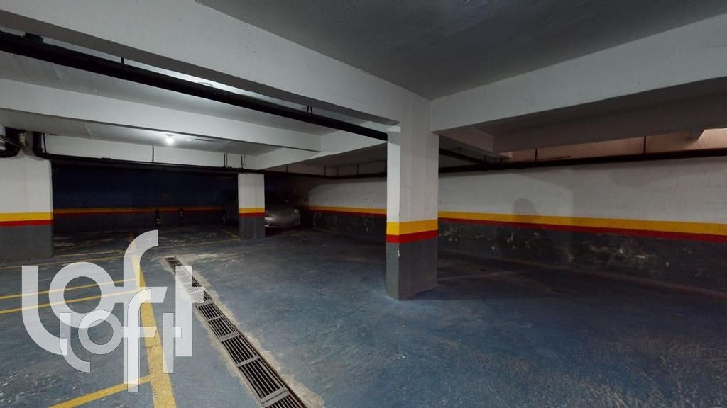 Apartamento à venda com 2 quartos, 64m² - Foto 41