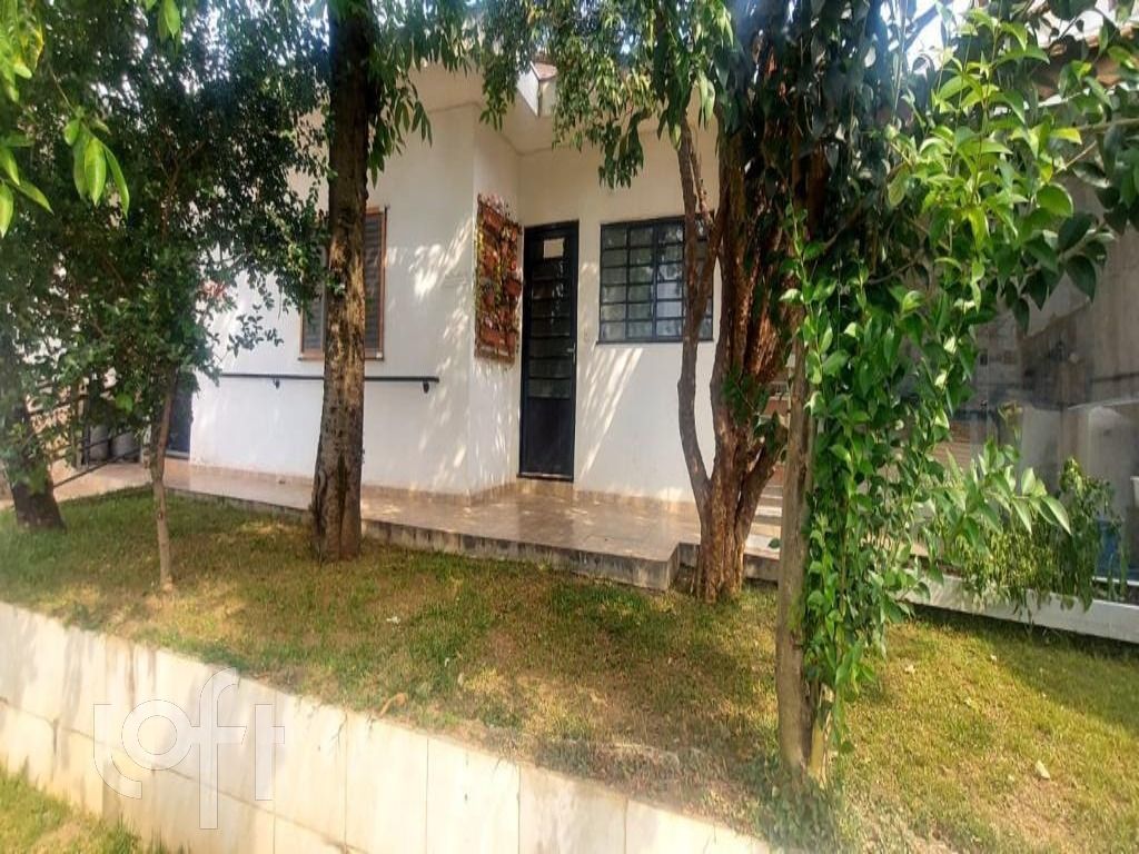 Casa à venda com 3 quartos, 130m² - Foto 4