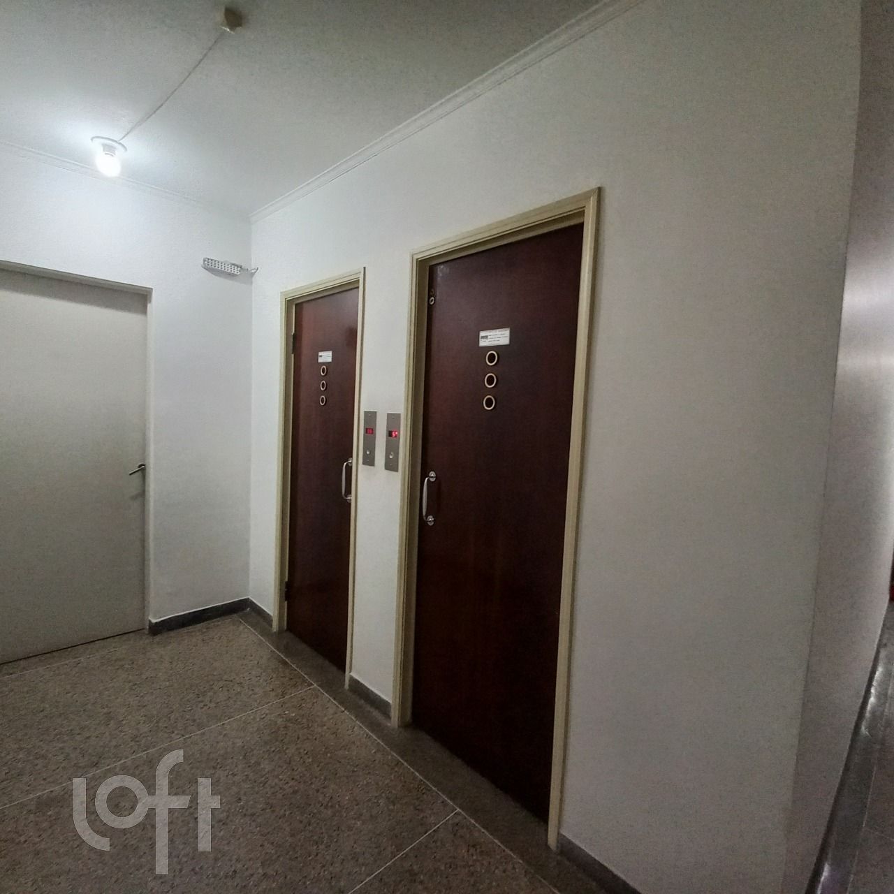Apartamento à venda com 1 quarto, 50m² - Foto 28