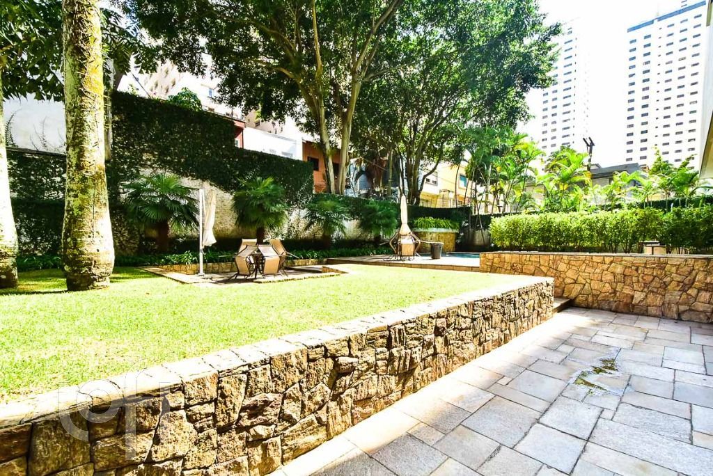 Apartamento à venda com 4 quartos, 278m² - Foto 11