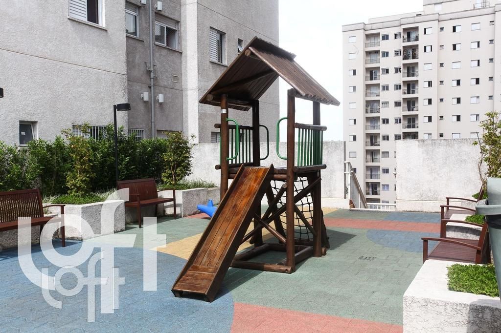 Apartamento à venda com 2 quartos, 43m² - Foto 32
