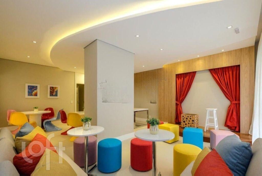 Apartamento à venda com 2 quartos, 74m² - Foto 30