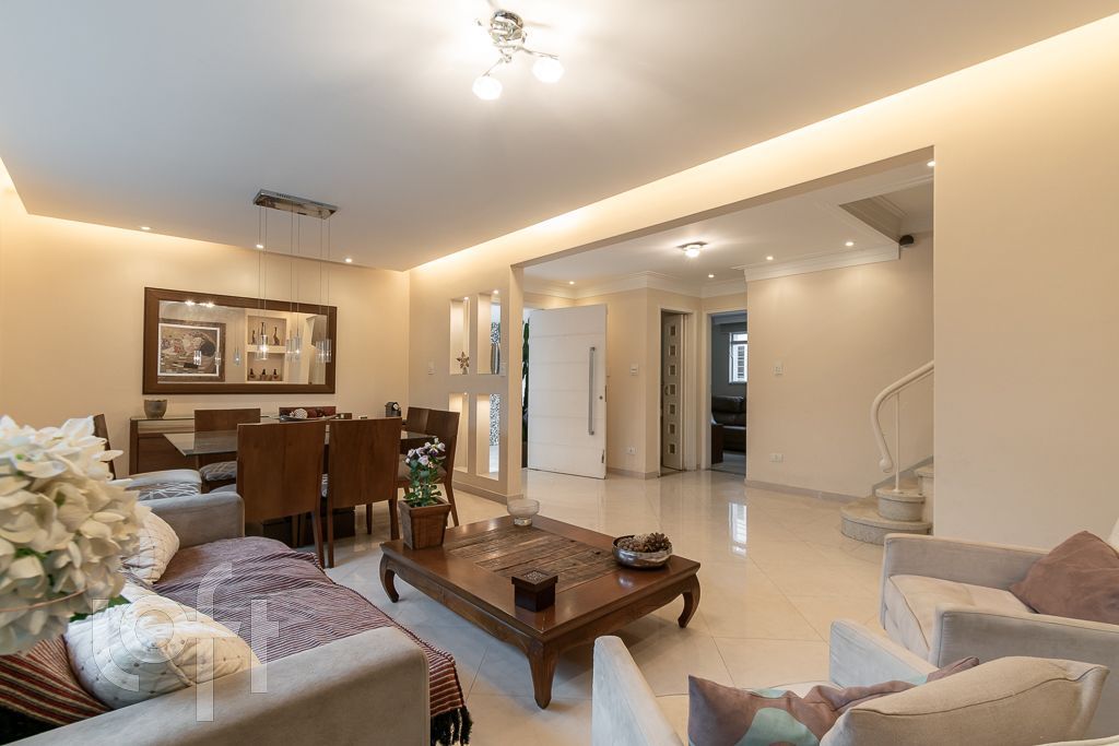 Casa, 4 quartos, 250 m² - Foto 14