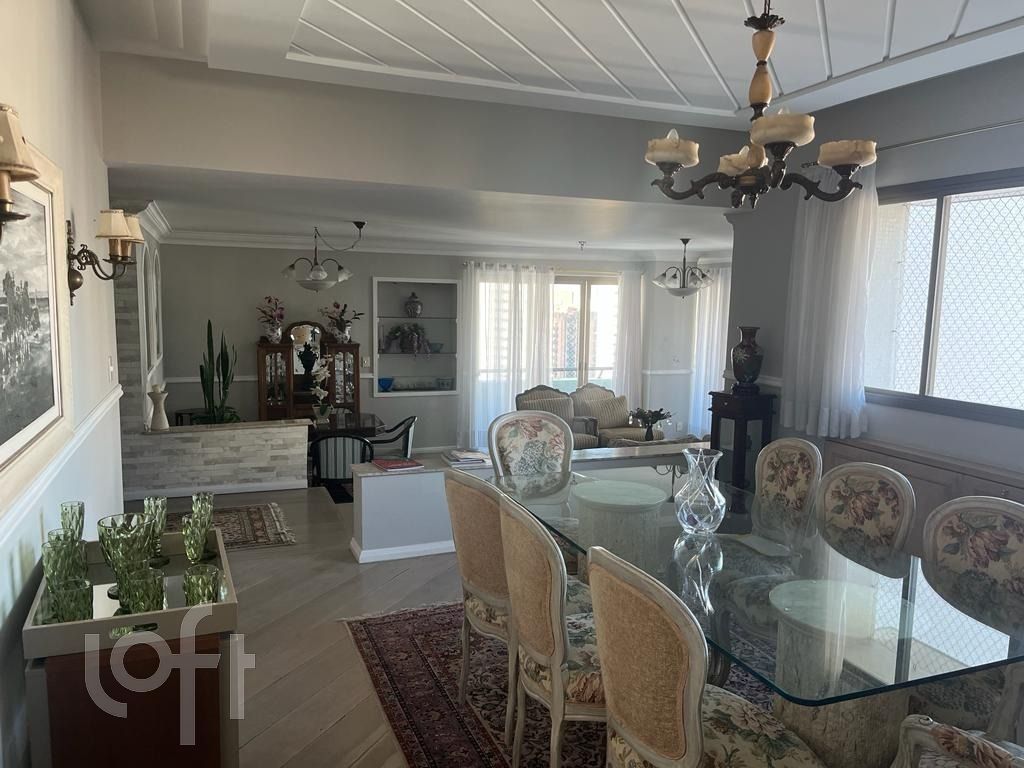 Apartamento à venda com 4 quartos, 247m² - Foto 2