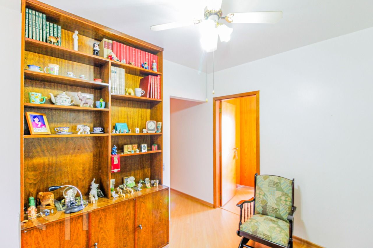 Apartamento à venda com 3 quartos, 188m² - Foto 20