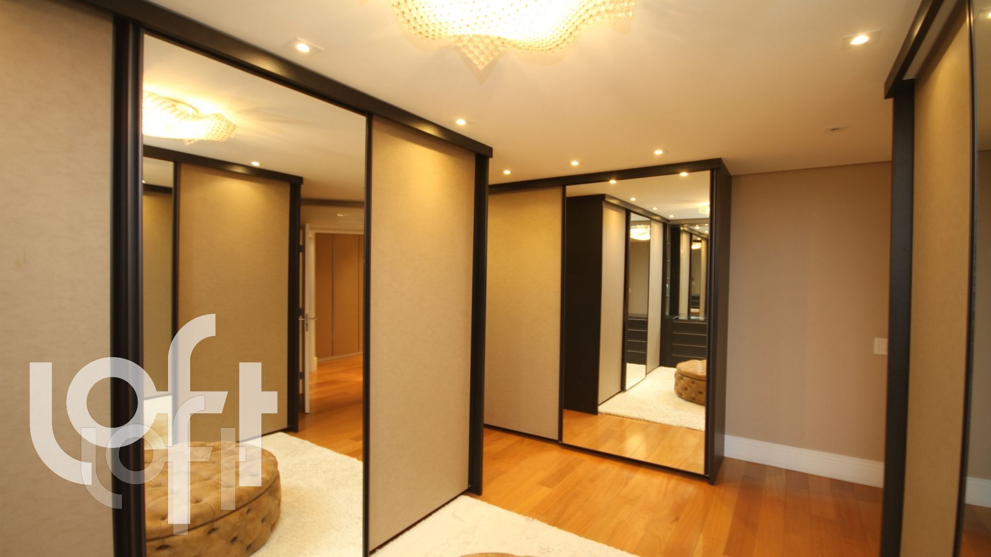 Apartamento à venda com 3 quartos, 200m² - Foto 8