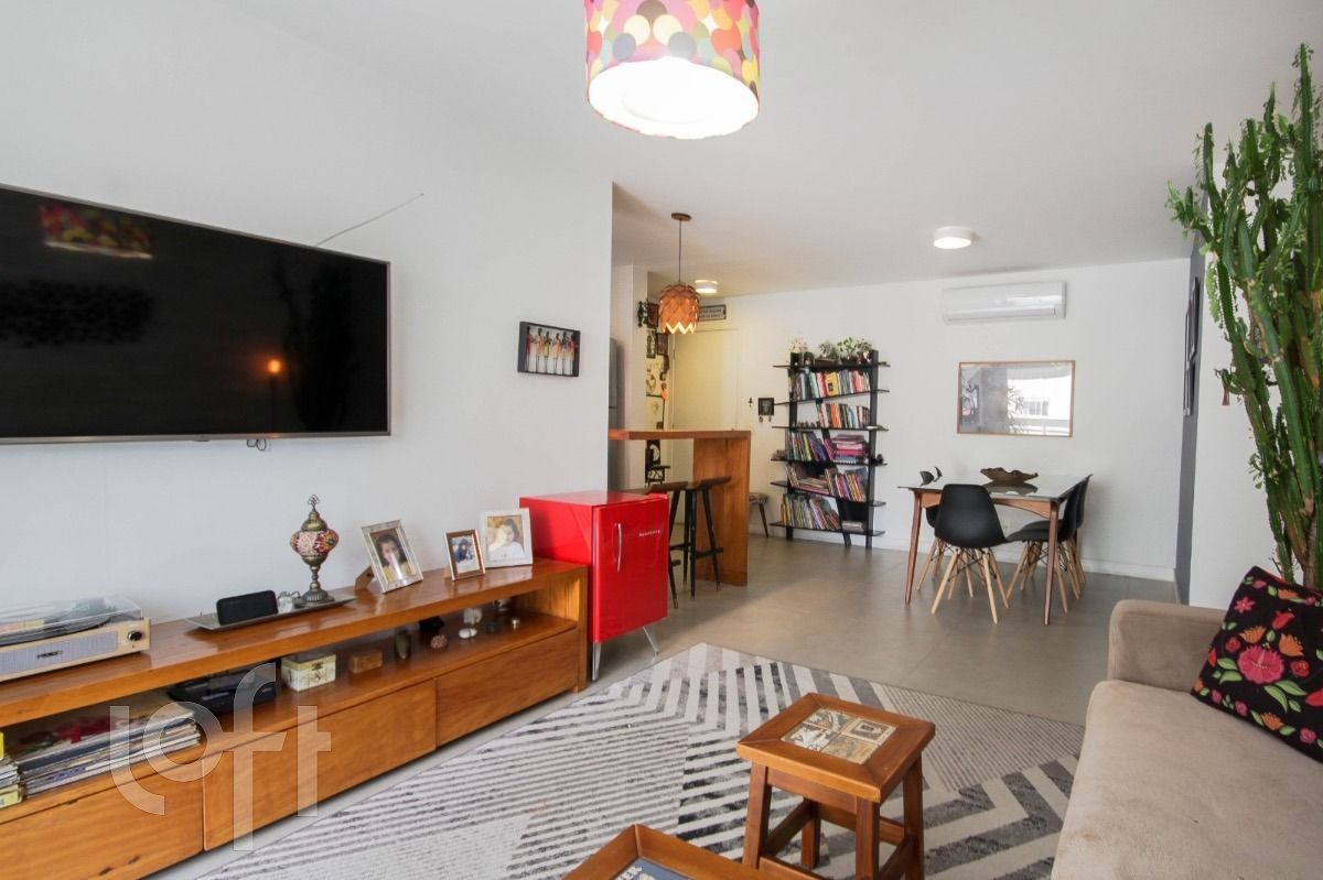 Apartamento à venda com 2 quartos, 78m² - Foto 3