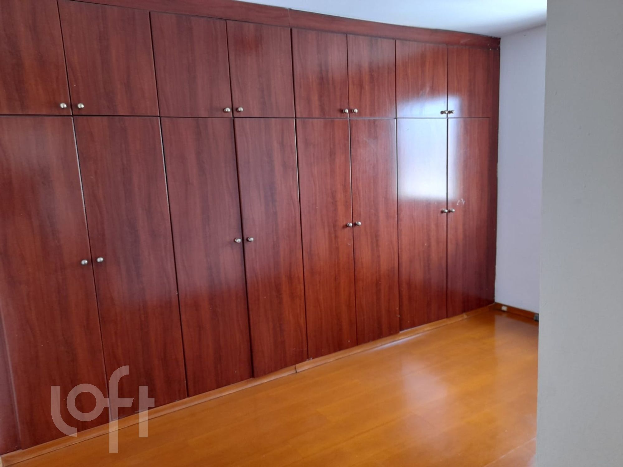 Apartamento à venda com 2 quartos, 82m² - Foto 3